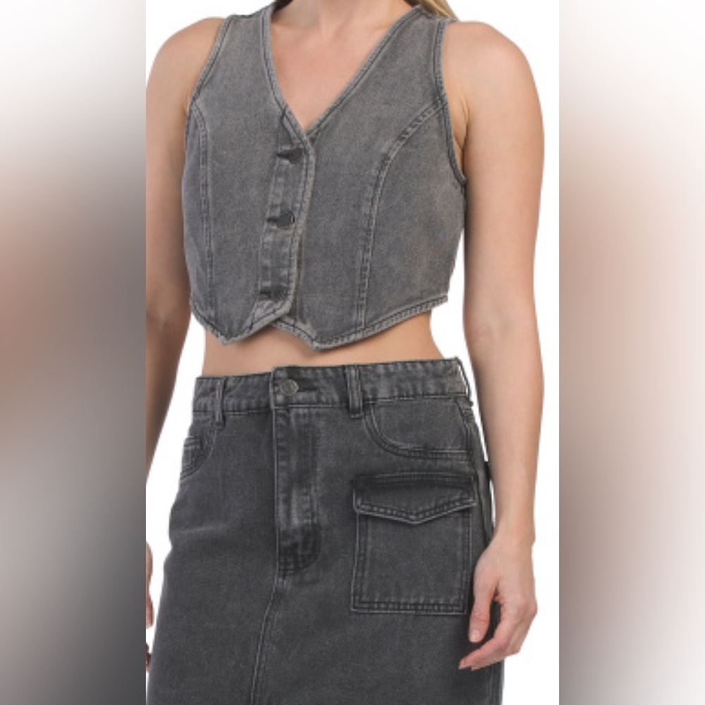 Walter Baker Denim Vest Blouse NWT BUTTON CLOSURE